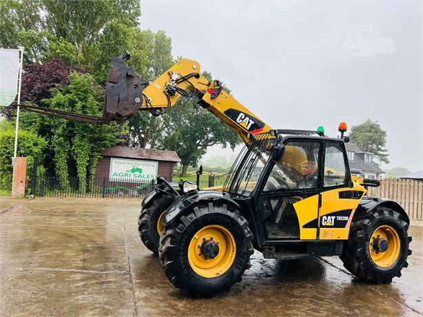 2005 CATERPILLAR TH220B Used Telehandlers for sale