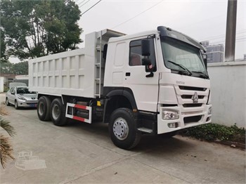 2020 HOWO ZZ3257N3847C1 Used Dump Trucks for sale