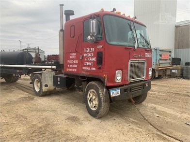 Cabover Trucks W Sleeper For Sale 354 Listings