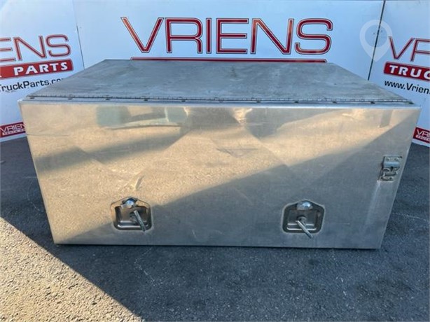 UNIVERSAL Used Tool Box Truck / Trailer Components for sale