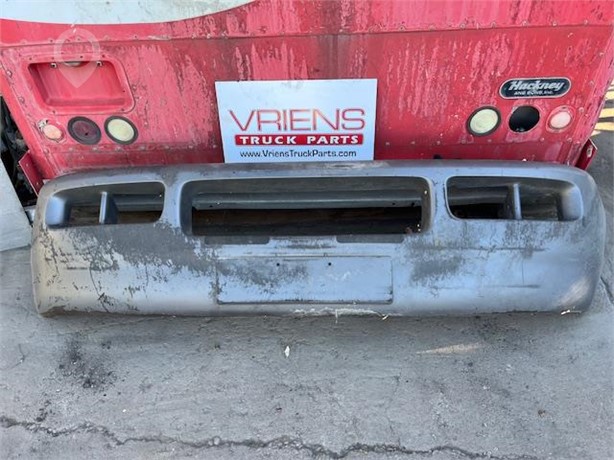 UNIVERSAL Used Bumper Truck / Trailer Components for sale