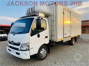 2018 HINO 300 915 Used Refrigerated Trucks for sale