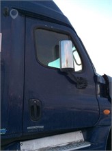 2010 FREIGHTLINER CASCADIA 125 Used Door Truck / Trailer Components for sale