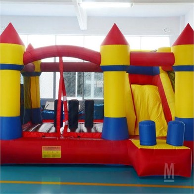 Cws New Commercial Grade Bouncy Castle 6037 Other Items For Sale - roblox halloween death run spoopy gamer chad plays 6 8 mb 320