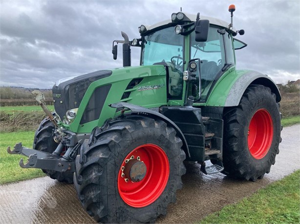 2011 FENDT 828 VARIO Used 175 HP to 299 HP Tractors for sale