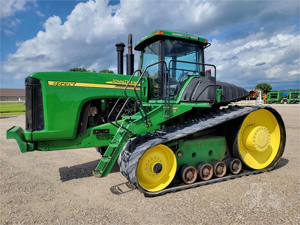 2002 JOHN DEERE 9320T Used 300 HP or Greater Tractors for sale