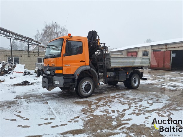 2000 MERCEDES-BENZ ATEGO 1828 Used Crane Trucks for sale