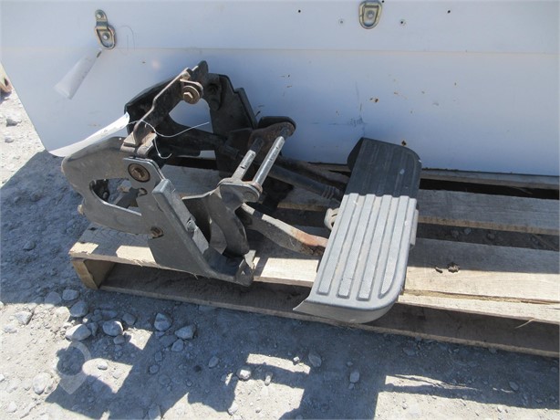 PICKUP STEP SIDE STEP Used Other Truck / Trailer Components auction results