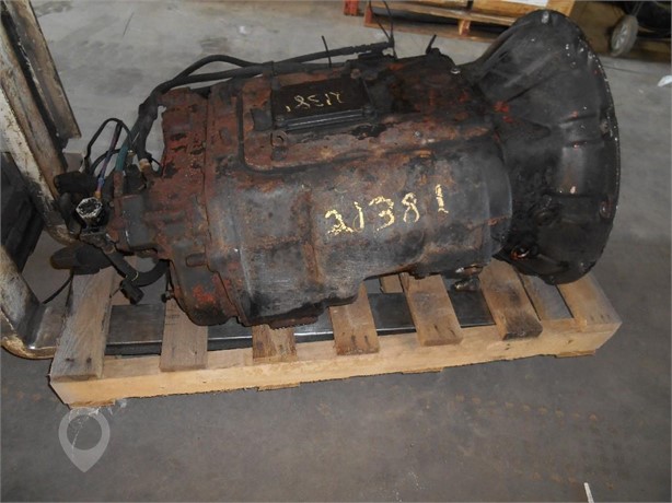 1992 FULLER RTLO14613B Used Transmission Truck / Trailer Components for sale