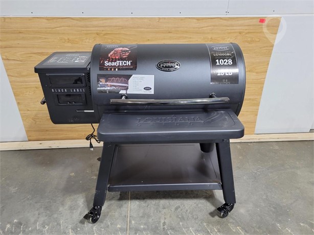 LOUISIANA GRILLS LG1000BL New Grills Personal Property / Household items for sale