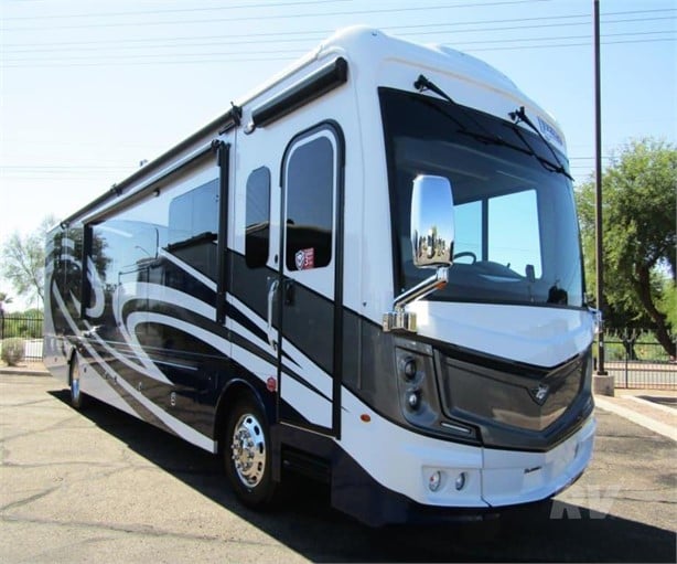 2024 FLEETWOOD DISCOVERY 38W For Sale in Tucson, Arizona