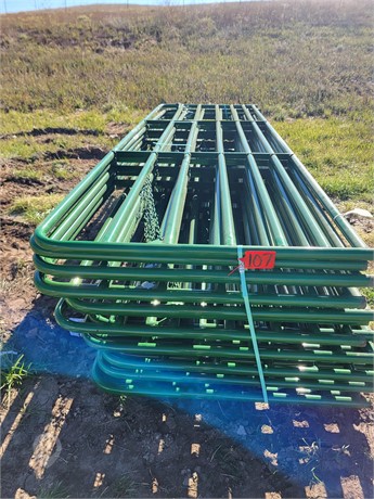 (18) 14’- 7 RAIL GREEN GATES Used Other auction results