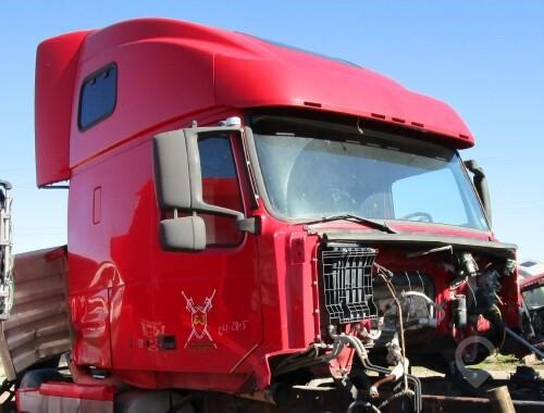2004 VOLVO VNL Used Cab Truck / Trailer Components for sale