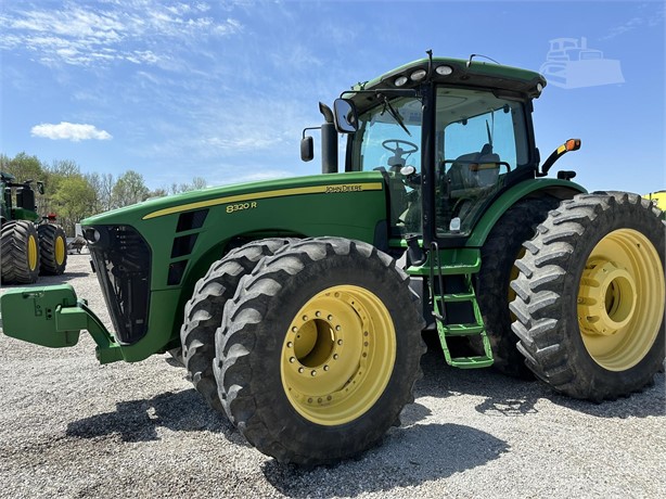 2010 JOHN DEERE 8320R Used 300 HP or Greater Tractors for hire