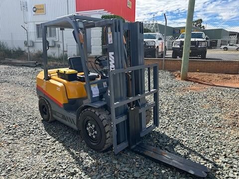 2023 VMAX CPCD30 New Pneumatic Tire Forklifts for sale