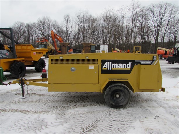 2011 ALLMAND BROS MAXI HEAT MH1000 Used 牽引式ヒーター for rent