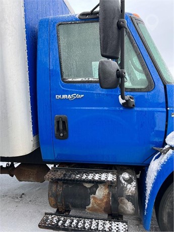 2009 INTERNATIONAL DURASTAR 4300 Used Door Truck / Trailer Components for sale