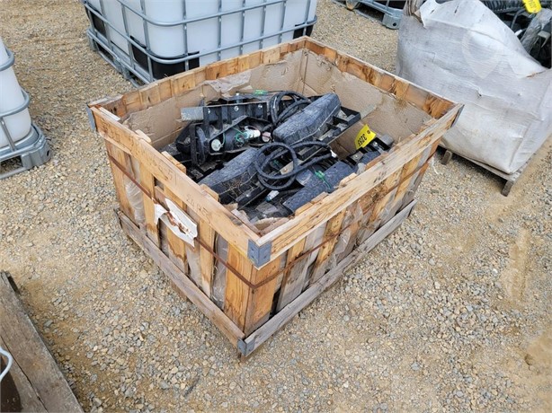 CRATE OF NEW TAKE OFF TRUCK LIGHTS Used Other Truck / Trailer Components auction results