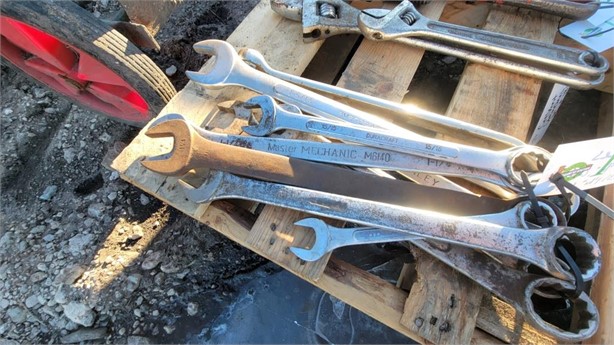 (10) WRENCHES 1 - 7/8", 1 - 15/16", 2 - 1", 1- 1 1 Used Other auction results