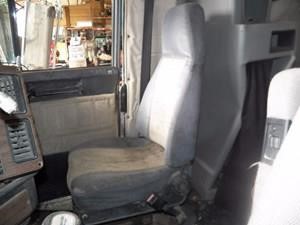 1994 FREIGHTLINER FLD Used Seat Truck / Trailer Components for sale