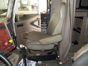 2004 INTERNATIONAL 9400I Used Seat Truck / Trailer Components for sale