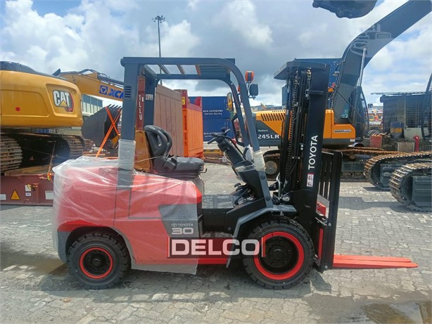 2024 TOYOTA FDZN30 New Pneumatic Tyre Forklifts for sale