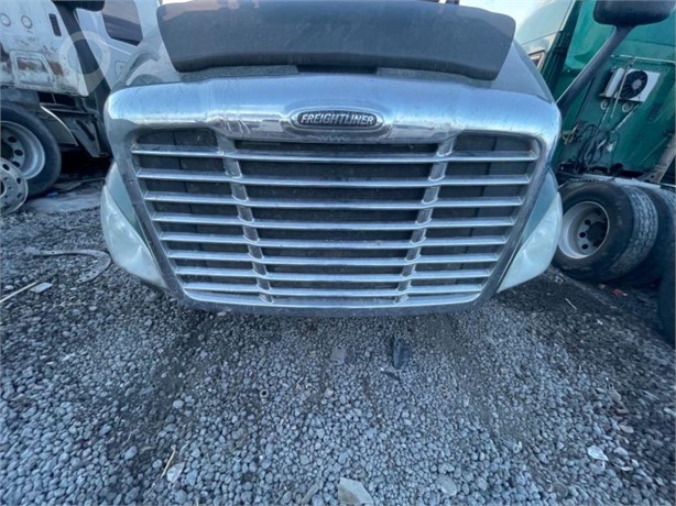 2013 FREIGHTLINER CASCADIA 125 Used Grill Truck / Trailer Components for sale