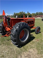 1965 Allis Chalmers D17 IV Tractor - $9,895