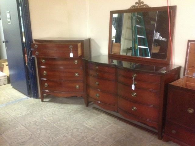 Dixie Furniture Co Duncan Phyfe Style Bedroom Set Gallery 70two