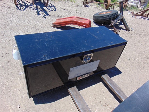 DEEZEE UNDER MOUNT TOOL BOX Used Tool Box Truck / Trailer Components auction results