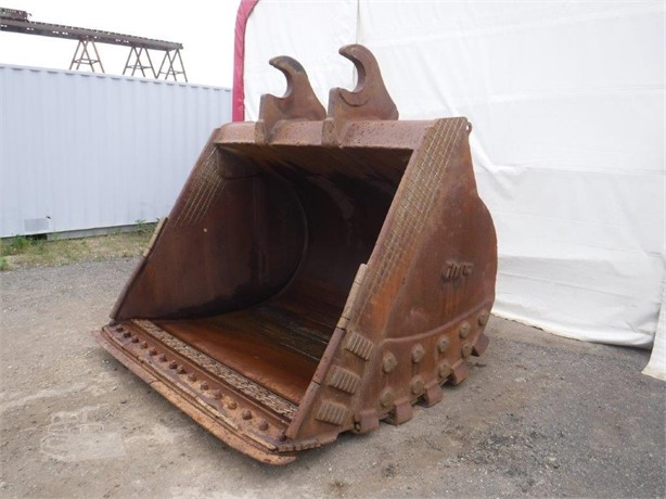 1900 CWS 750 SERIES WITH WBM STYLE LUGS Used Bucket, Ditch Cleaning (Pembersihan Parit) for rent