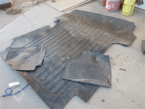 CHEVROLET BED MAT Used Other Truck / Trailer Components auction results