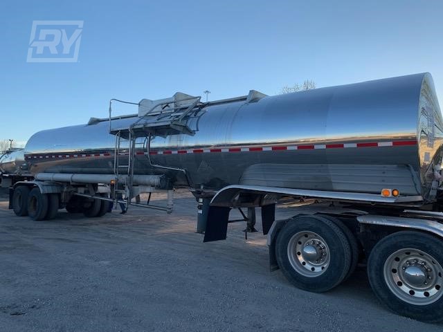 Gasoline / Fuel Tank Trailers For Rent - 25 Listings