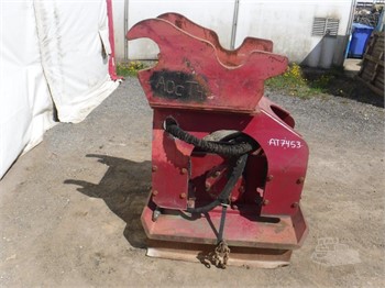 1900 ALLIED 2300 PLATE COMPACTOR 250 SERIES WITH WBM STYLE LUGS 中古 締固め機