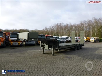 2006 BROSHUIS 3-AXLE SEMI-LOWBED TRAILER E-2130 / 73 T + RAMPS Used Standard Flatbed Trailers for sale