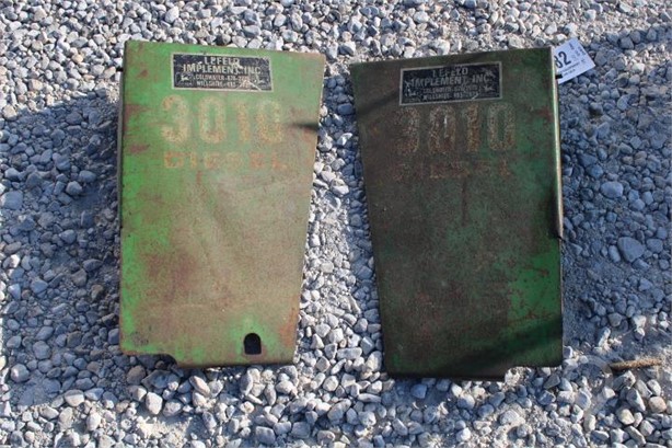 (2) JOHN DEERE 3010 DIESEL REAR ENGINE SIDE PANELS Used Other auction results