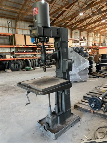 LELAND-GIFFORD DRILL PRESS Used Saws / Drills Shop / Warehouse auction results