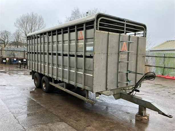 2011 HUDSON Used Vieh- / Tiertransporter Anhänger zum verkauf