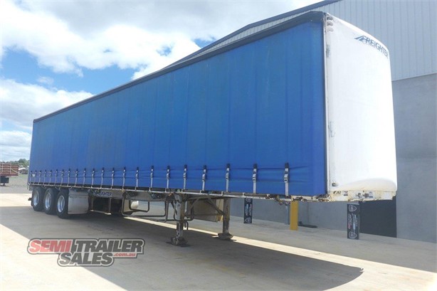2002 FREIGHTER 22 PALLET CURTAINSIDER - RENTAL Used カーテンサイド for rent
