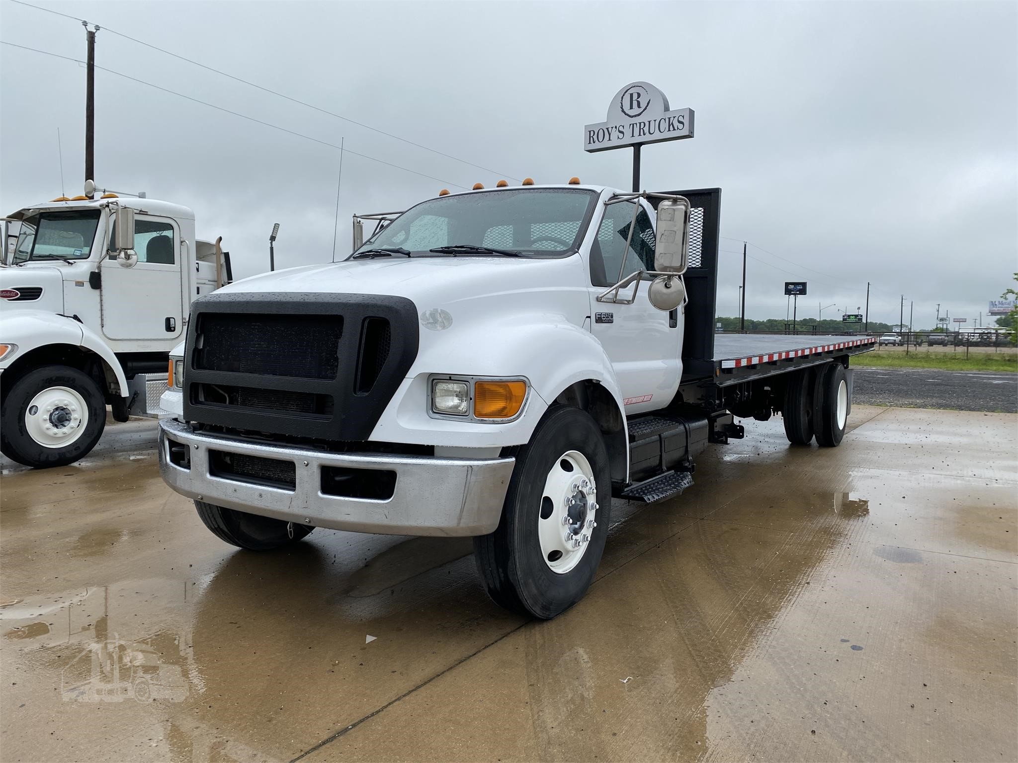 Ford F650 Flatbed Trucks For Sale 35 Listings Truckpaper Com Page 1 Of 2