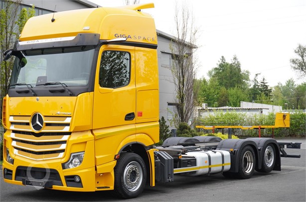 2020 MERCEDES-BENZ ACTROS 2542 Used Chassis Cab Trucks for sale