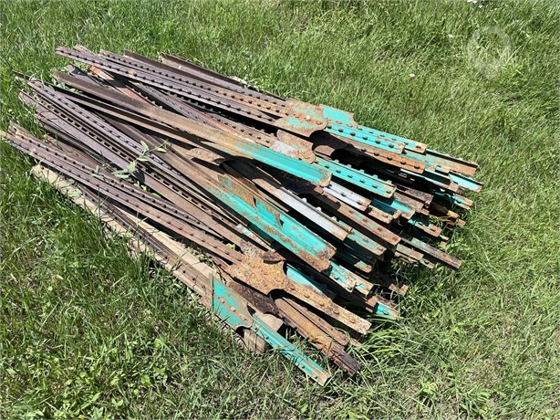 (100) T POSTS 5 FT Used Other auction results