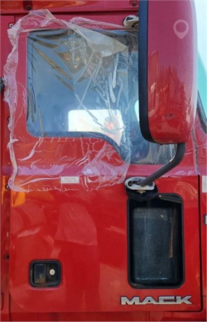 2015 MACK CXU613 Used Door Truck / Trailer Components for sale
