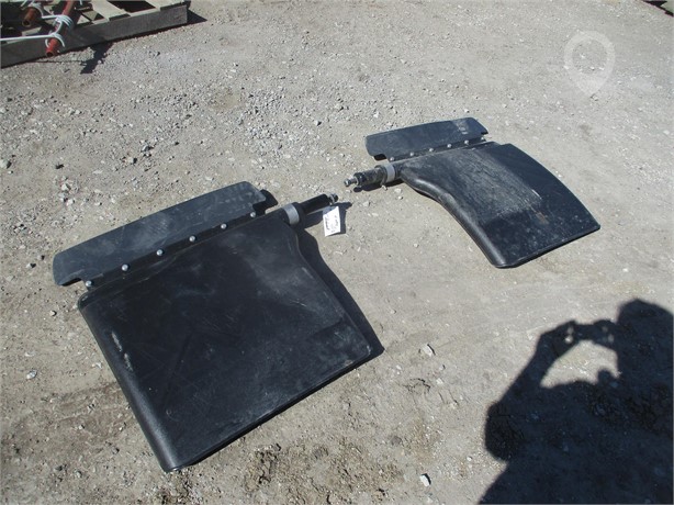 QUARTER FENDERS POLY WITH BRACKETS New Other Truck / Trailer Components auction results