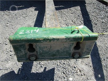 JOHN DEERE WEIGHT BRACKET Used Other upcoming auctions