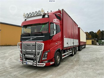 2014 VOLVO FH16 Used Tractor with Crane for sale