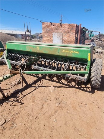 2016 JOHN DEERE BD1113 Used Grain Drills for sale