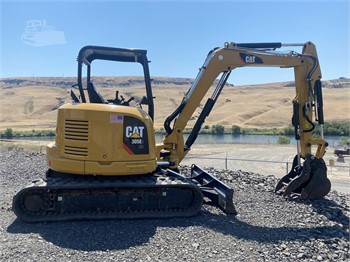 Caterpillar 305e2 Cr Mini Up To 12 000 Lbs Excavators For Sale Listings Machinerytrader Com
