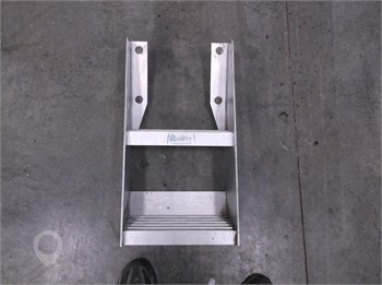 MERRITT STEP Used Other Truck / Trailer Components for sale