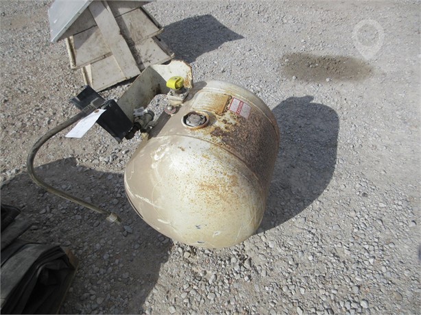PROPANE TANK SADDLE TANK Used Other Truck / Trailer Components auction results